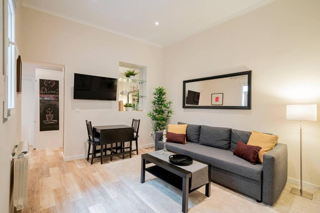 Victor Apartments Prado Madrid Bagian luar foto